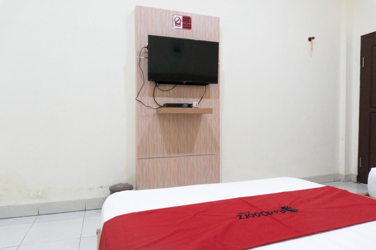Reddoorz Syariah Near Sultan Muhammad Kaharuddin Airport Hotel Sumbawa Besar Kültér fotó